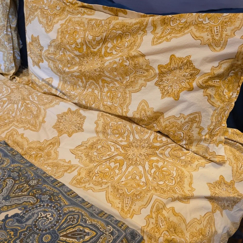 Pottery Barn King Duvet Cover Set 6pc, Gold Medallion 2 King & 3 Euro Shams Blue